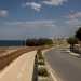 Da questo punto parte via San Vito, lunga strada delimitata da una pista ciclabile che fiancheggiando il mare porta direttamente alla citt vecchia (foto di Antonio Caradonna)